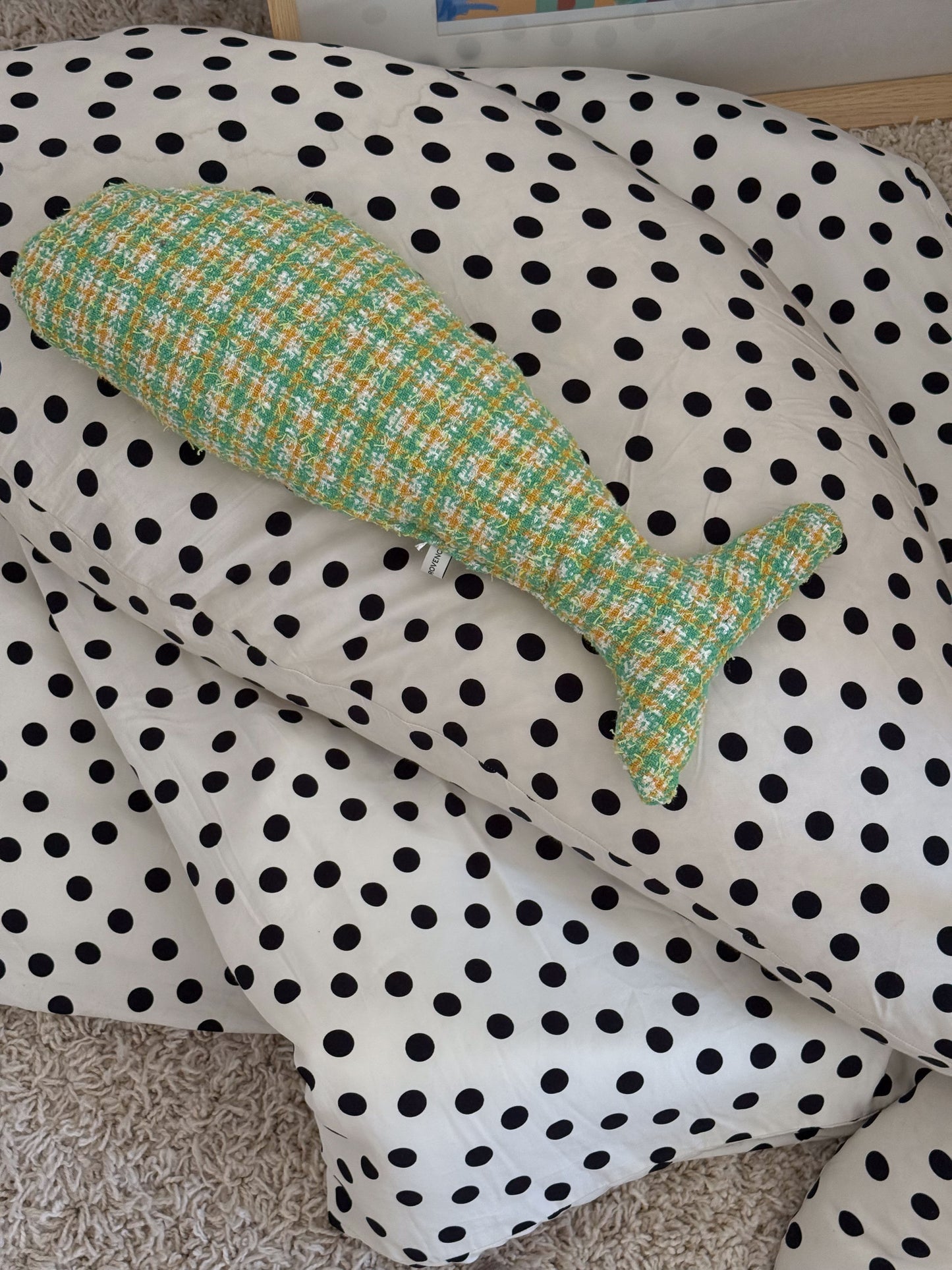 FISH PILLOW GREEN TWEED