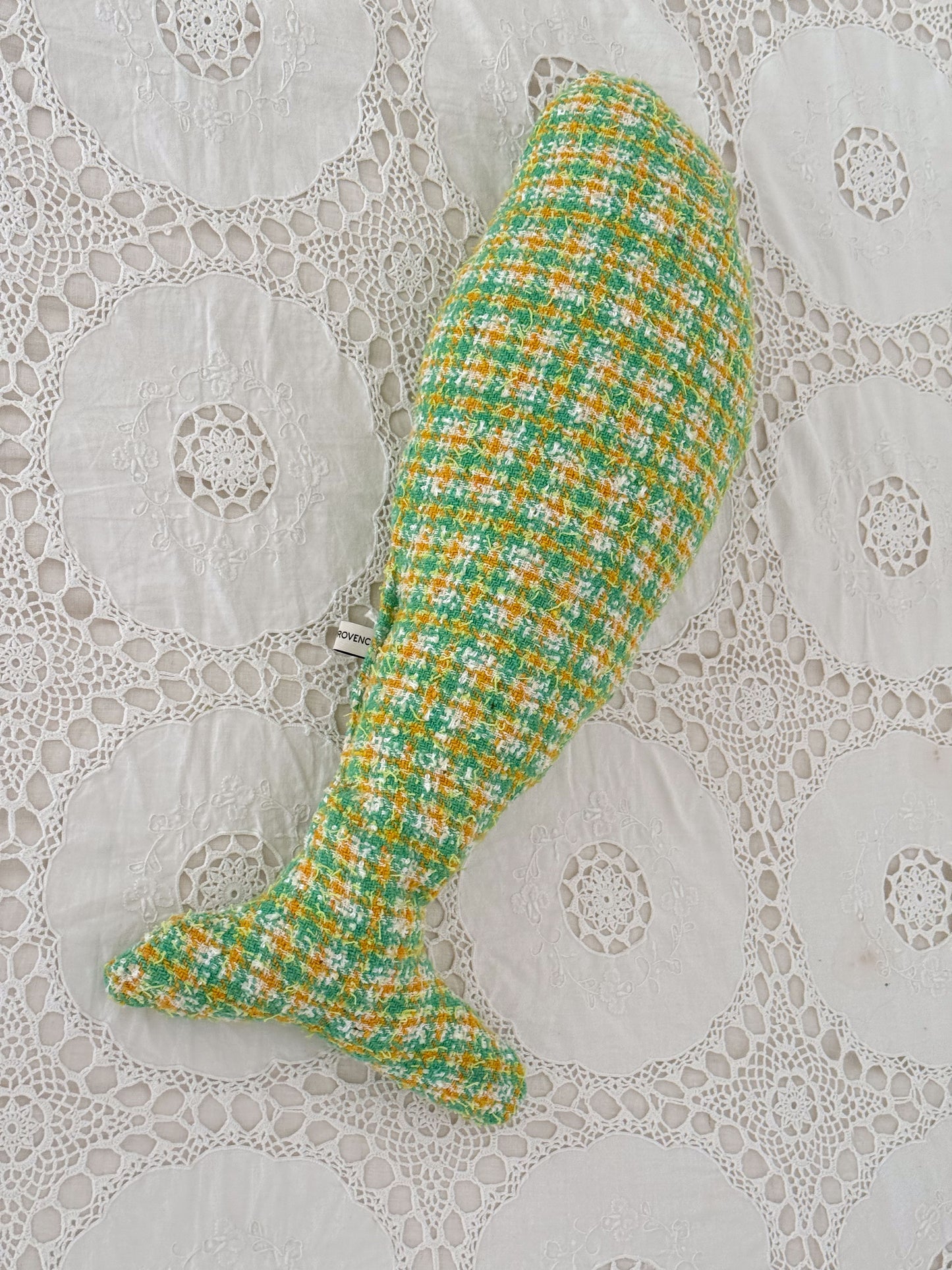 FISH PILLOW GREEN TWEED