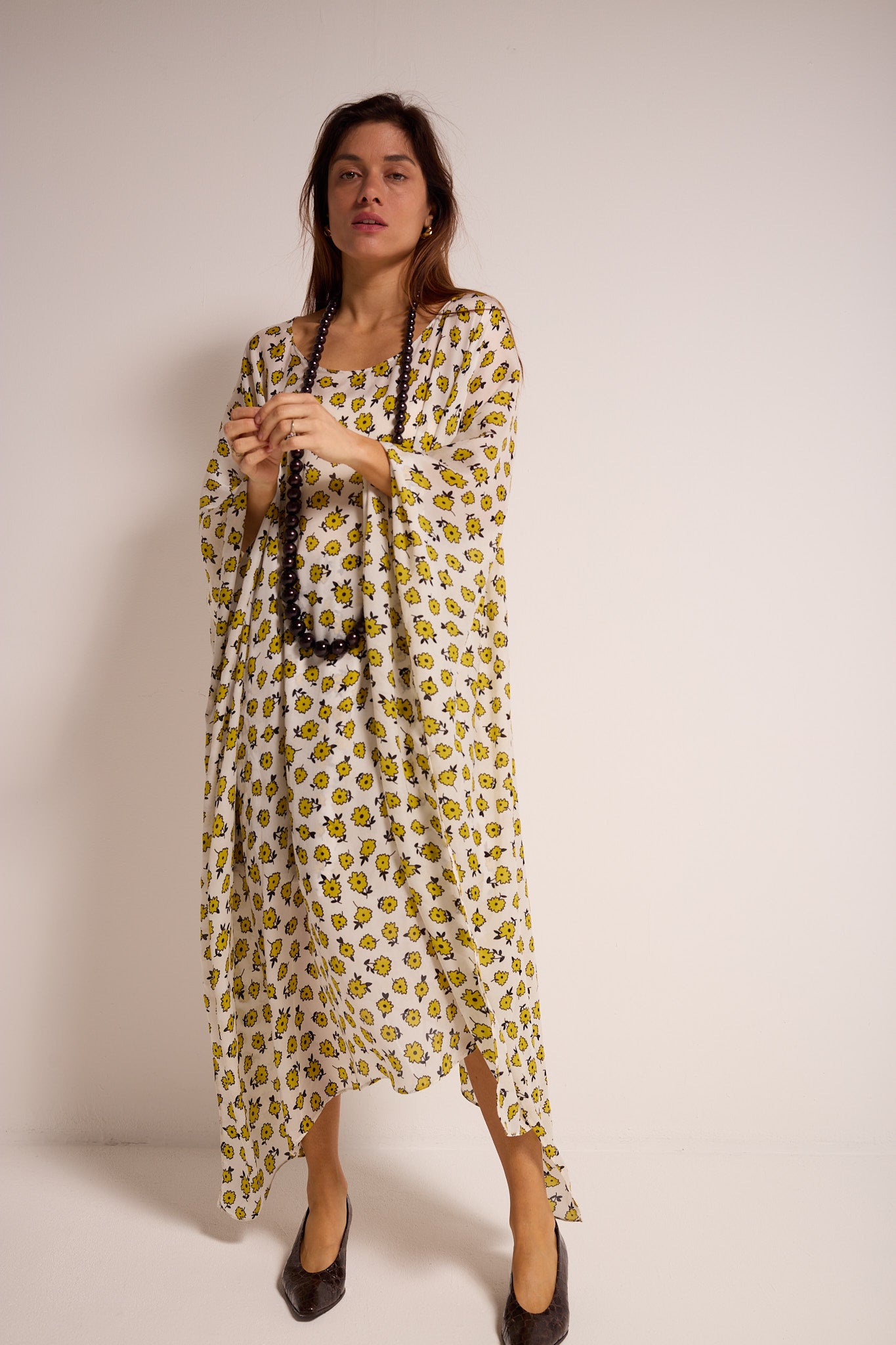 LOIS PONCHO FLOWER