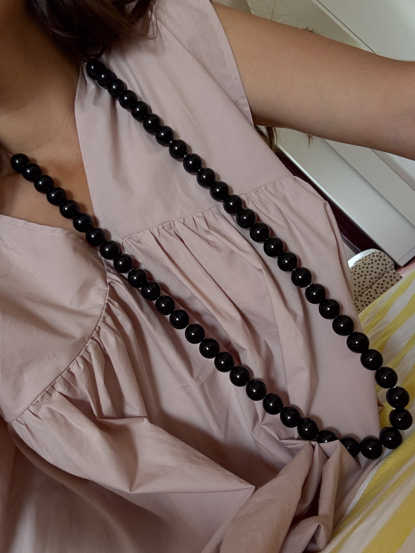 ONYX LONG BLACK NECKLACE