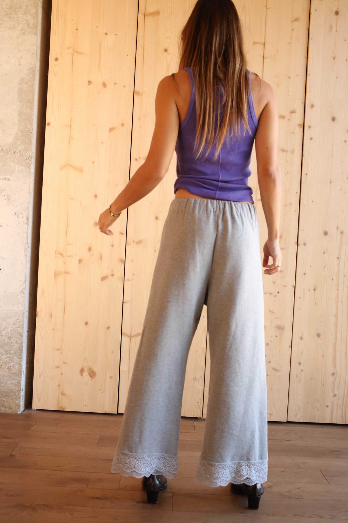 CAROLINE PANTS GREY LACE