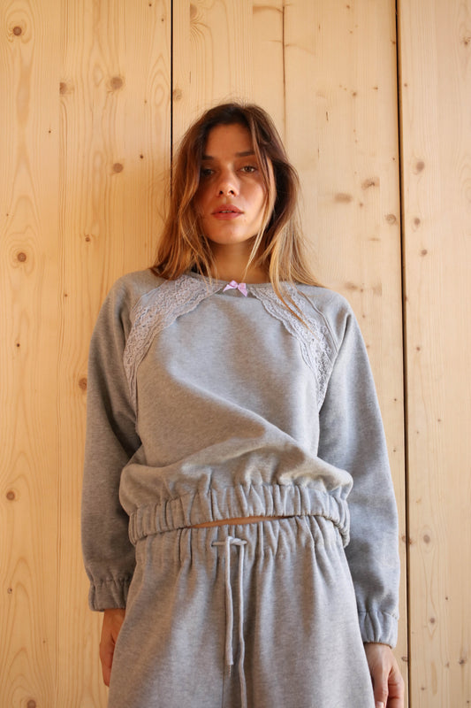 CARLA SWEAT GREY LACE